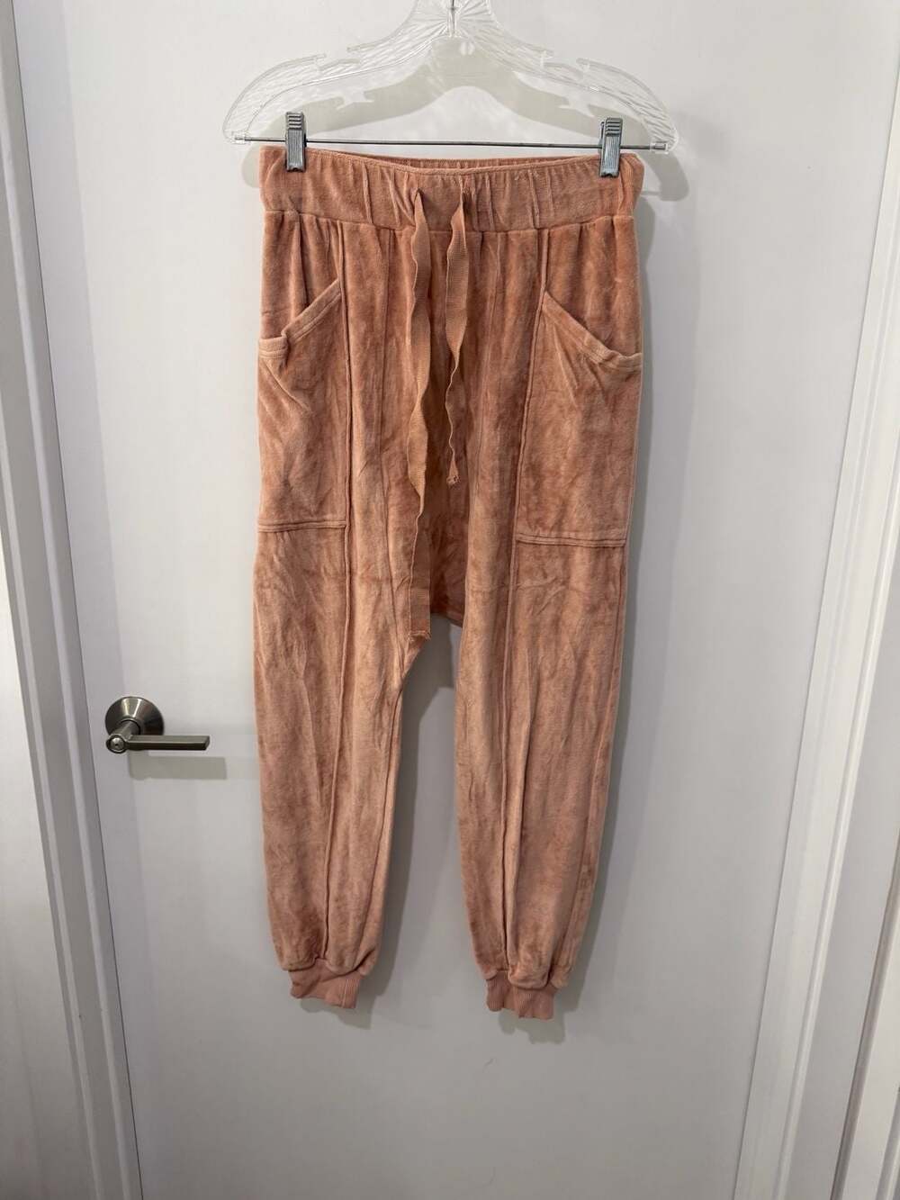 FP Movement In The Slick Of It Harem Pants Joggers Blush Pink Velvet XS